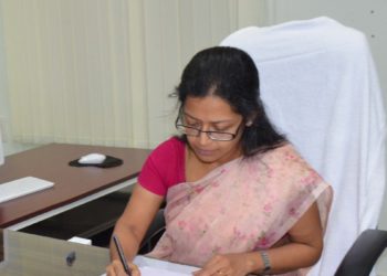 ప్రజా సమస్యల పరిష్కారం కోసం డయల్‌ యువర్‌ కలెక్టర్‌