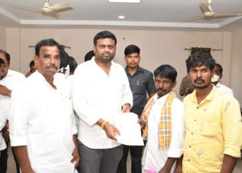 పేద ప్రజలకు ముఖ్యమంత్రి సహాయనిధి భరోసా కల్పిస్తుంది