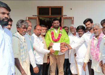 ప్రతి గ్రామాన్ని అభివృద్ధి చేసేందుకు కృషి చేస్తున్నా: ఎమ్మెల్యే పైలట్