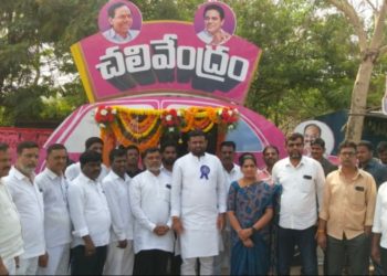 చలివేంద్రాల ఏర్పాటుకు దాతలు ముందుకు రావాలి