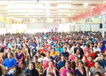 యువతకు అండగా.. అందరికీ ఆదర్శంగా..